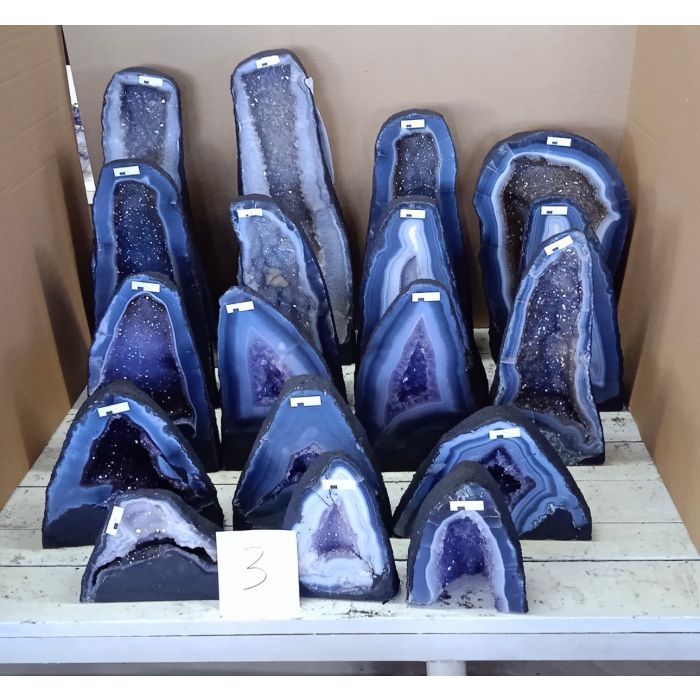 Natural Agate with Amethyst Church Crate No. 3, 212.26KG (18PCS) 