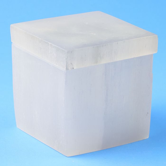 Selenite Square Box 8cm  (1pc)
