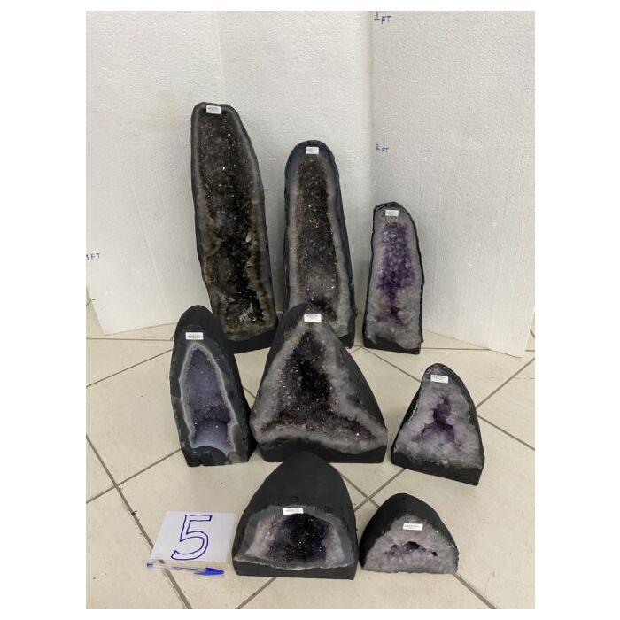Amethyst Cathedral Crate No.5, 150.5kg (8pcs) NFD (PRE-ORDER)