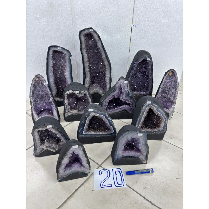 Amethyst Cathedral Crate No.20. 184.8KG (12PCS) PREORDER