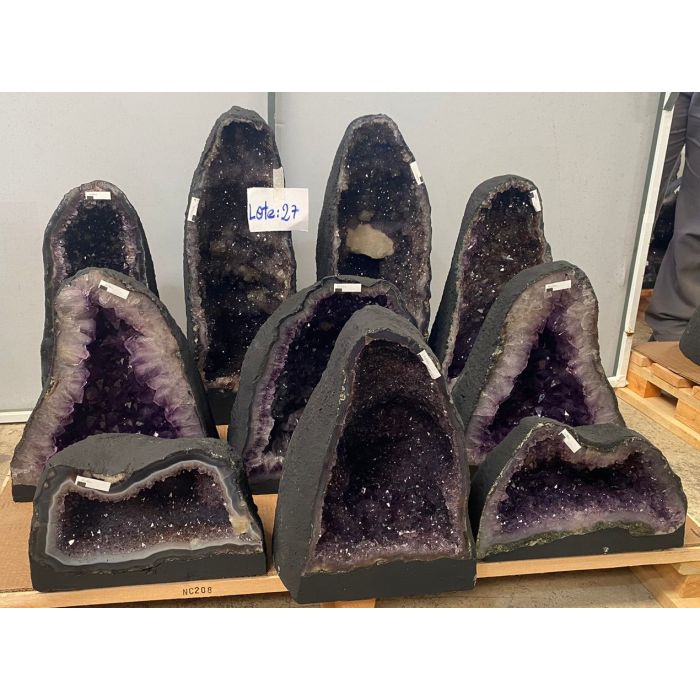 Amethyst Church Crate, Brazil (N.W. 206.25KG, 10PCS) Crate 27 NETT