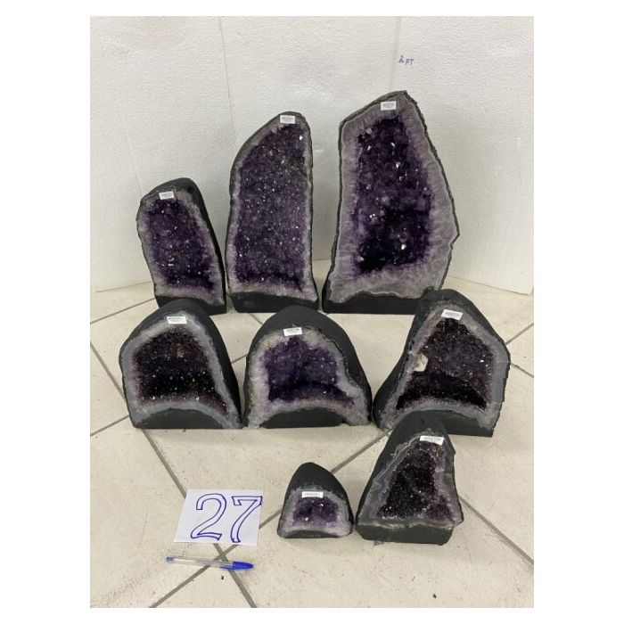 Amethyst Cathedral Crate No.27, 139.9kg (8pcs) NFD