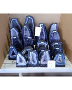 Natural Agate with Amethyst Church Crate No. 4, 198.45KG (20PCS) - PREORDER