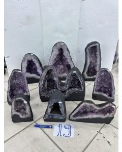 Amethyst Cathedral Crate No.19. 189.7KG (9PCS) PREORDER