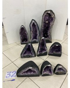Amethyst Cathedral Crate No.32, 148.3kg (9pcs) NFD (PRE-ORDER)
