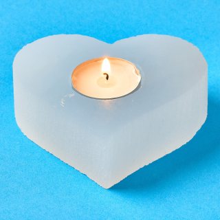 Selenite Heart Shaped Tealight Holder, 8cm (1 Piece) NETT