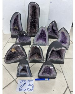 Amethyst Cathedral Crate No.25. 187.1KG (11PCS)