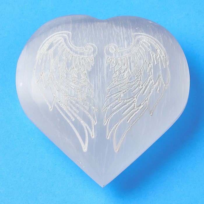 Selenite Puff Heart with Etched Angel Wing Design, 5-6cm (1pc)