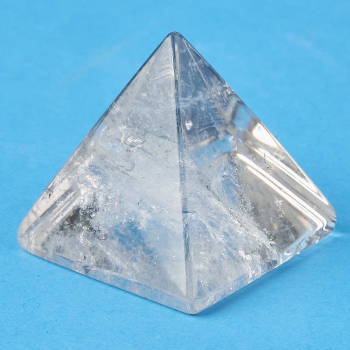 Quartz Crystal Pyramid, 28/30mm (1pc)
