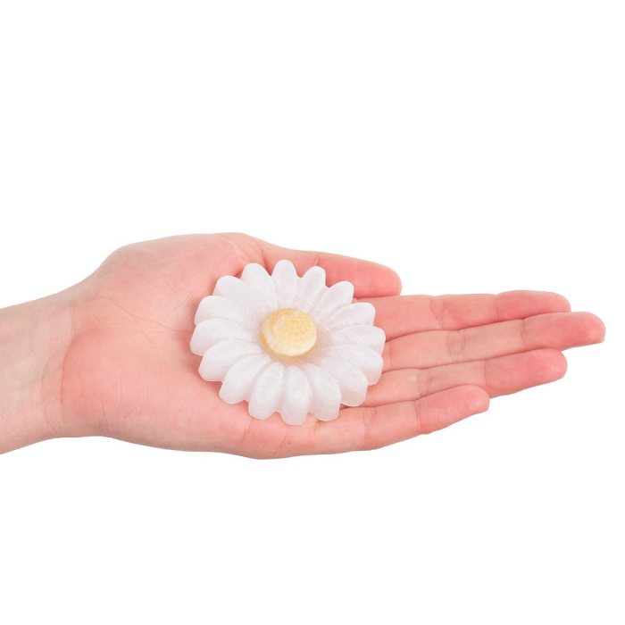 Selenite Daisy Flower Carving, 65mm (1pc) NFD