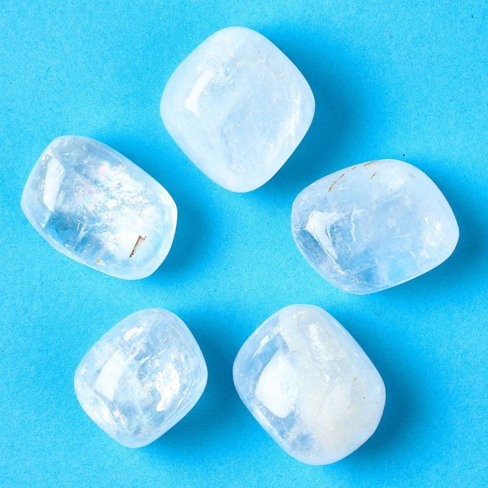 Optical Calcite Medium Tumblestone 20-30mm China (100g) NETT