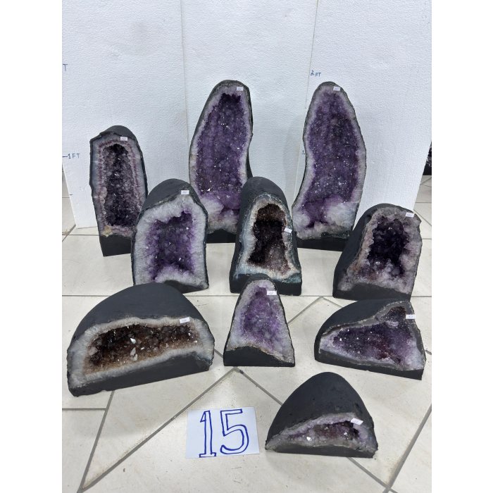 Amethyst Cathedral Crate No.15. 200.1KG (10PCS) 